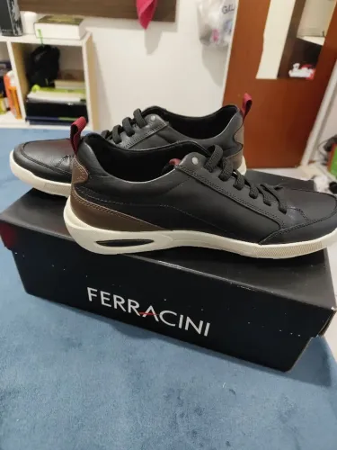 Sapatenis Ferracini
