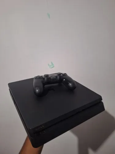 PS4 Slim 500 GB