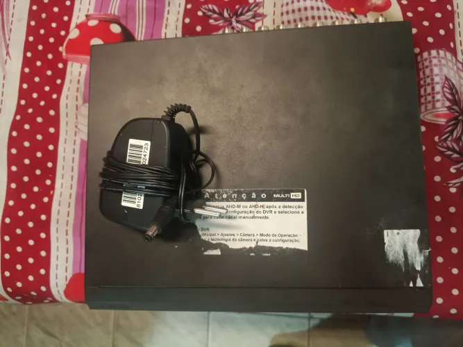 DVR Intelbras 16 canais com HD 2 tb fonte mause e cabo HDMI 