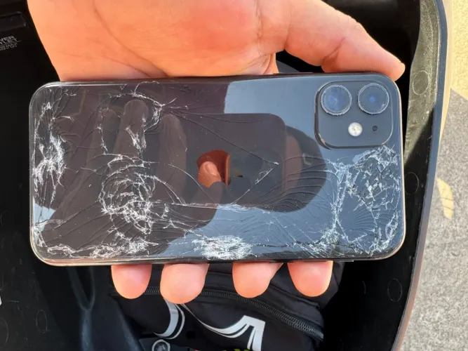 VENDO IPHONE 11