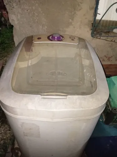 Tá quinhões lavar roupa