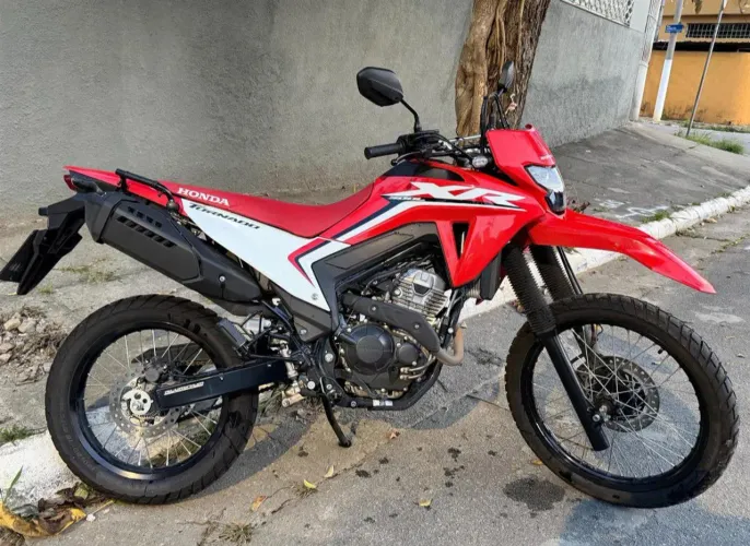 XRE 300 SAHARA