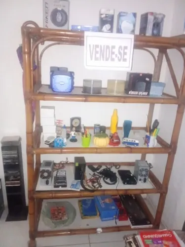 Vendo estante de bambu