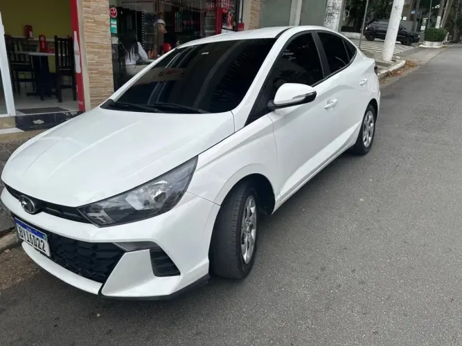 Hyundai HB20S Comfort 1.0 Flex 12V Mec. 2024