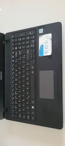 Notebook Samsung Essentials Core i3 - 1TB - Funcionando Perfeitamente