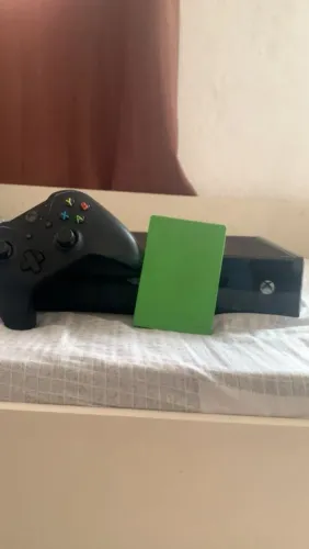 XBOX ONE 500GB + HD EXTERNO 1TB + 1 CONTROLE ORIGINAL - PRONTO PRA JOGAR