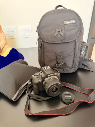Canon EOS Rebel T100