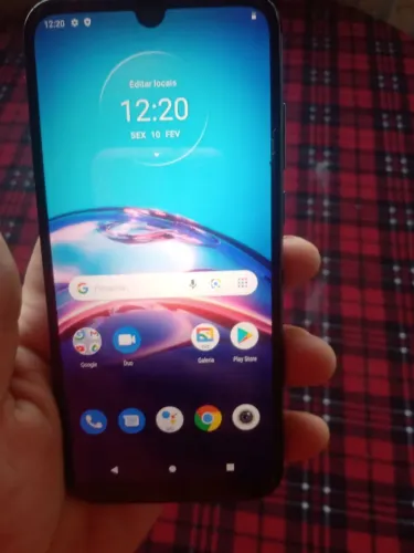 Vendo moto e6 i,32 GB de memória..ótimo estado...