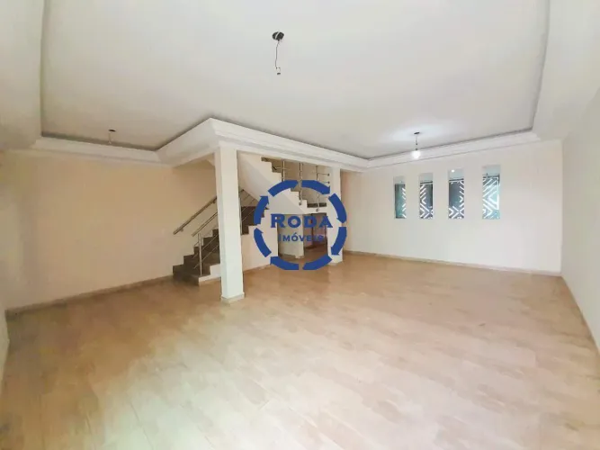 Casa | Sobrado | Locação no Campo Grande | 4 Suítes | Piscina e Churrasqueira