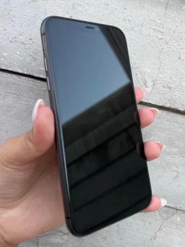 IPHONE 11 - 64g 