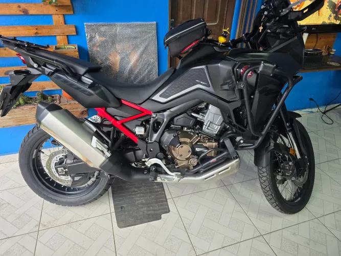 AFRICA TWIN DCT 23/23