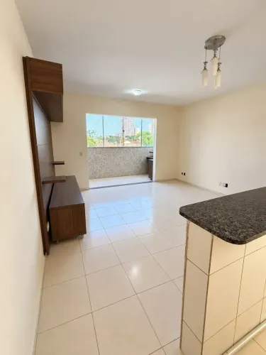 Imóvel para aluguel com 90 metros quadrados com 3 quartos em Vila Rosa - Goiânia - GO