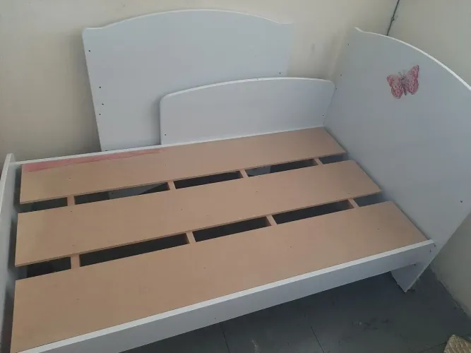 3 em 1 Cama, Berço e sofá