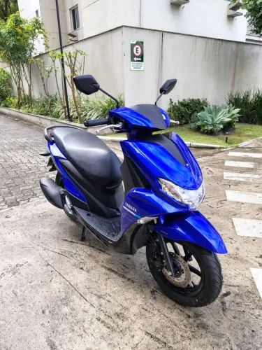 Vendo Moto Yamaha Fluo