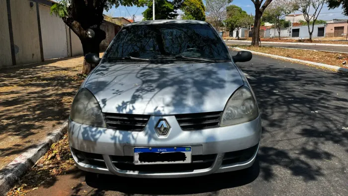 Renault Clio Authentique 1.0 8V 3P 2006