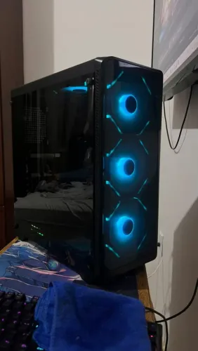 Vendo Pc gamer, roda muitos jogos, Pc de ótima qualidade