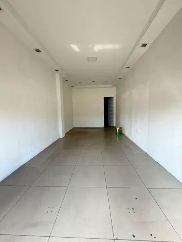 Loja para aluguel no Centro em Volta Redonda - RJ