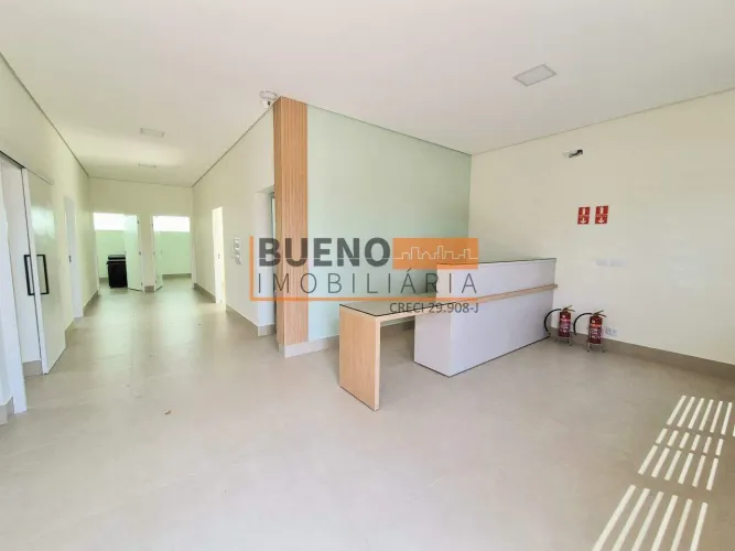 Casa Comercial para Aluguel no Jardim São Francisco 220 m², 5 Salas e 4 Vagas