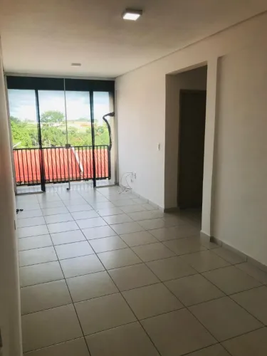 Apartamento no Topázio