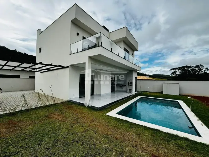 Sobrado à venda, itapema, Guararema, SP