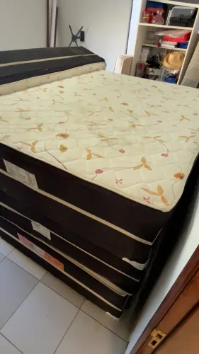 Cama de casal conjugada 1,38 x 1,88 x 0,55cm