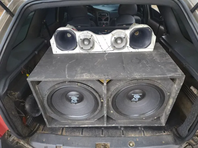 som de carro completo
