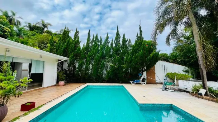 Casa de Condomínio em Salto para aluguel Condomínio Zuleika Jabour - SP | 5 quartos Área t