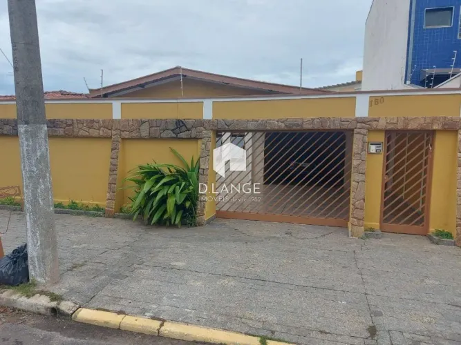 Casa à venda no bairro Jardim do Lago em Campinas