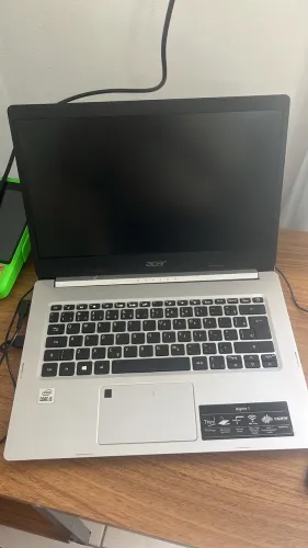 Notebook Acer i5 10th, 4GB RAM, SSD 256