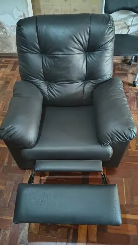 POLTRONA DO PAPAI RELAX - TOTALMENTE RECLINÁVEL - KORINO PRETO