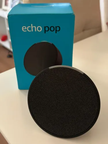 Echo Pop Amazon, com Alexa, Smart Speaker, Som Envolvente - Preto