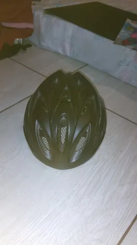Capacete de bike GTA conforme as fotos