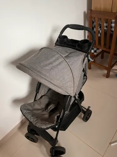 Carrinho de bebê Voyage