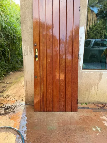 Porta madeira Ipê maciça luxo 2,08 altura 81 largura 3,5 espessura