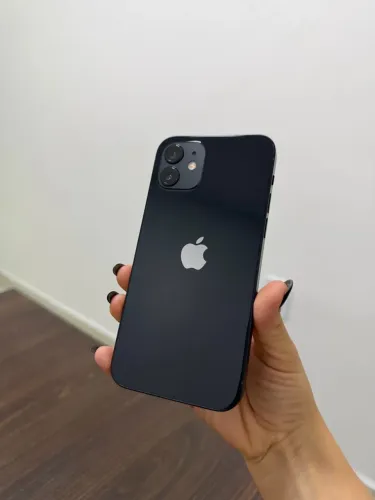 iPhone 12 64GB PRETO