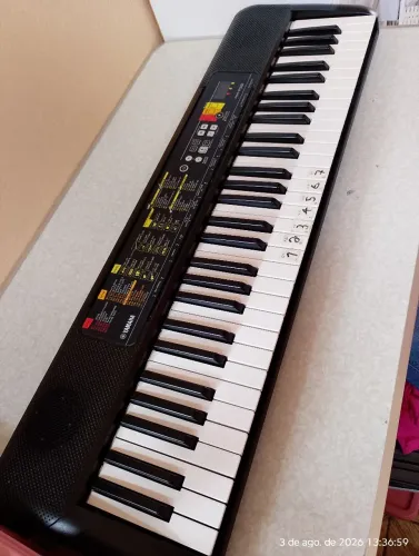 Teclado Musical Yamaha Psr-f52 61 Oferta imperdível!