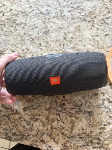 JBL Charge 4