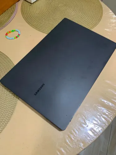 Notebook Samsung Galaxy Book2 Intel Core i5 8GB + SSD 512GB 15,6? Full HD Windows 11 NP5