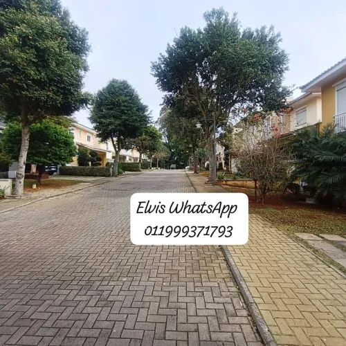 LINDA CASA EM CONDOMINIO PRÓXI SHOPPING! FL 31