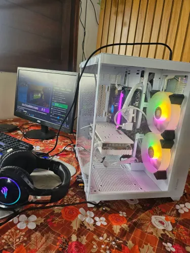 PC GAMER