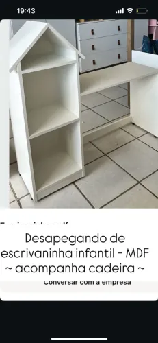 Escrivaninha infantil