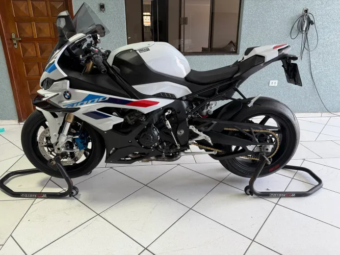 BMW S1000RR M Package