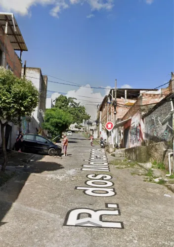 Vendo casa em vila