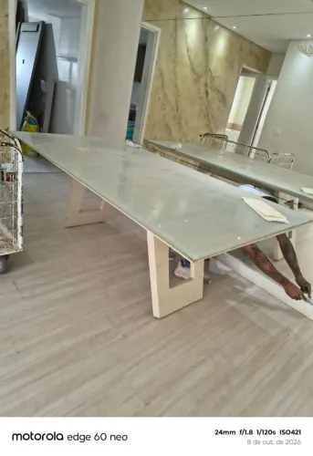Mesa de Jantar Grande 2,20m x 1,10m