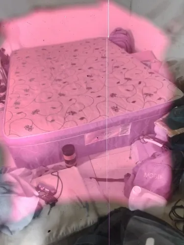 Cama de casal troca num de solteiro