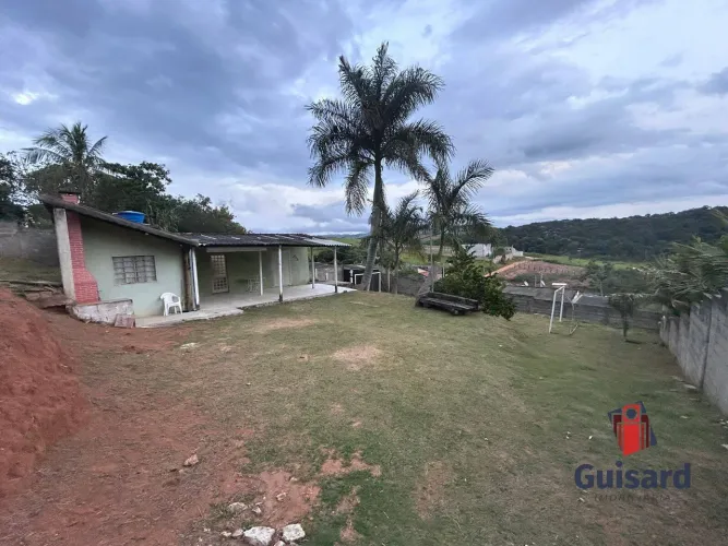 CHÁCARA À VENDA EM TAUBATÉ de 1.050m²