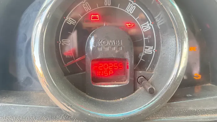 Volkswagen Kombi Standard 1.4 MI Total Flex 8V 2010