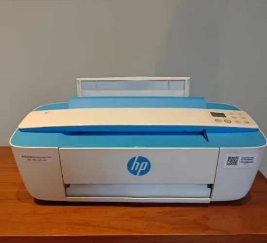 Multifuncional HP DeskJet Ink Advantage (Modelos 3775 / 3776) para conserto ou retirada