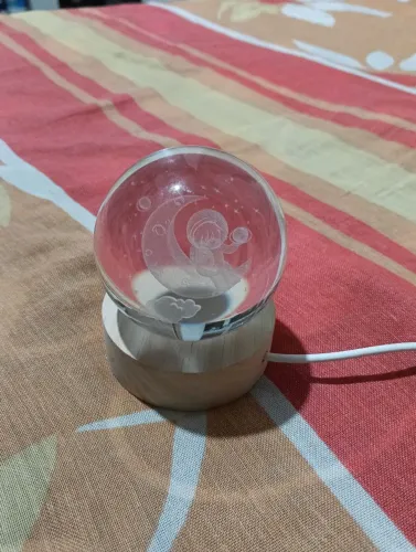 Luminária para quarto nova apenas uma semana de uso 