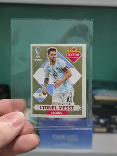 Figurinha Extra Messi Ouro (Gold) - Copa do Mundo 2022 Panini - Estado Impecável!